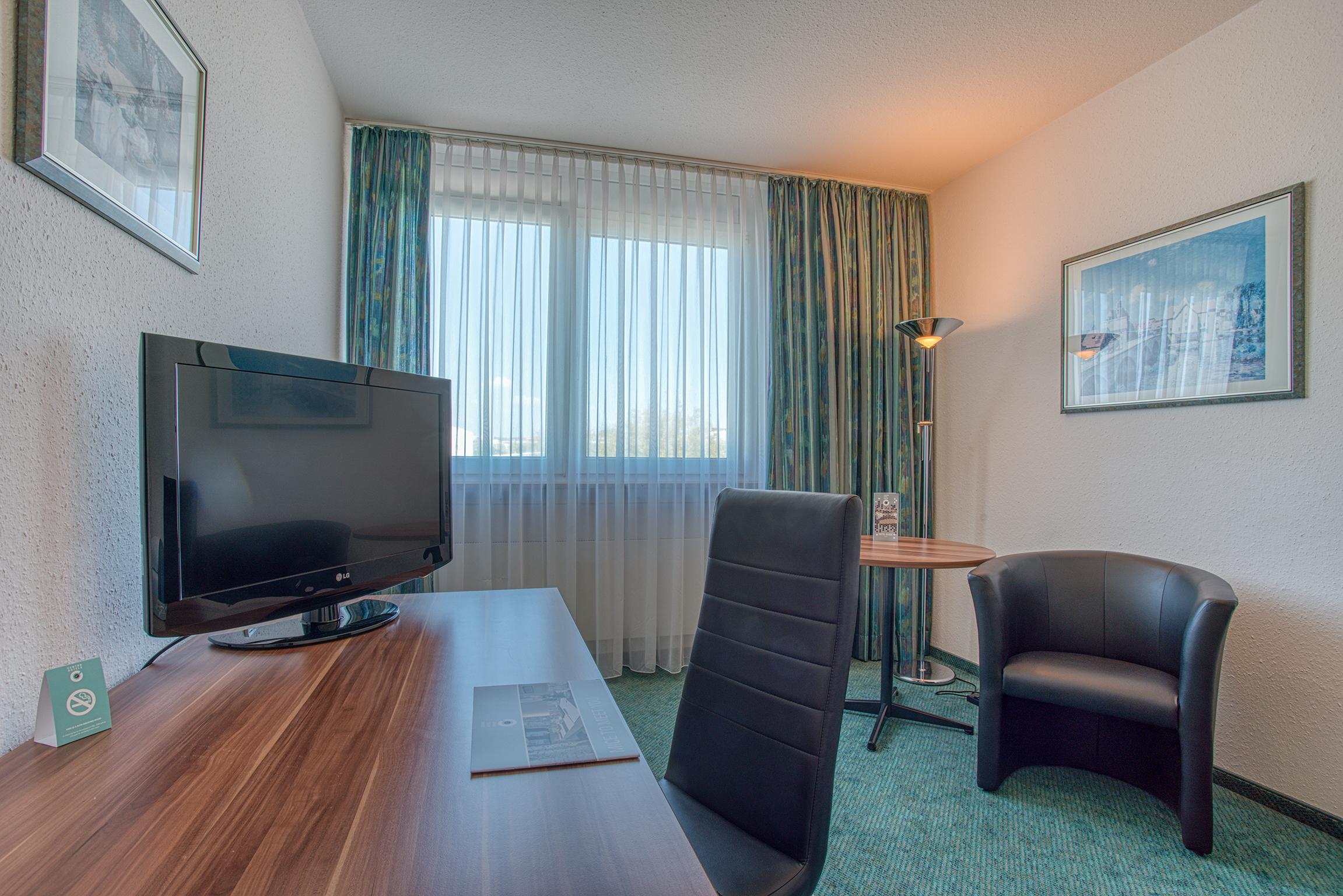 Centro Hotel Boeblingen, Trademark Collection By Wyndham Екстериор снимка