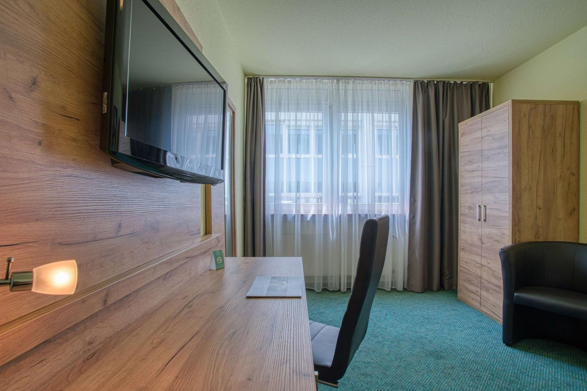 Centro Hotel Boeblingen, Trademark Collection By Wyndham Екстериор снимка