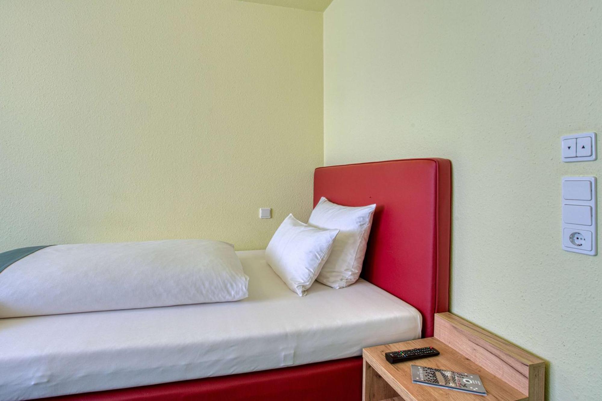 Centro Hotel Boeblingen, Trademark Collection By Wyndham Екстериор снимка