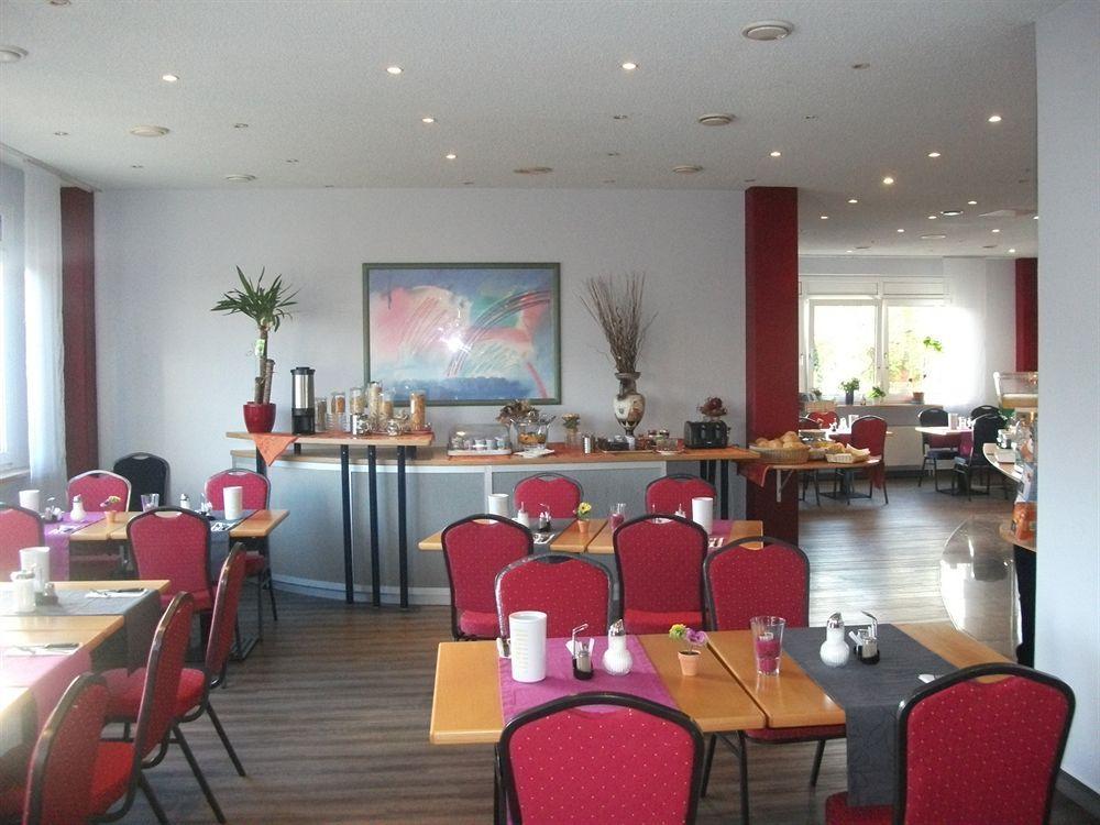 Centro Hotel Boeblingen, Trademark Collection By Wyndham Екстериор снимка