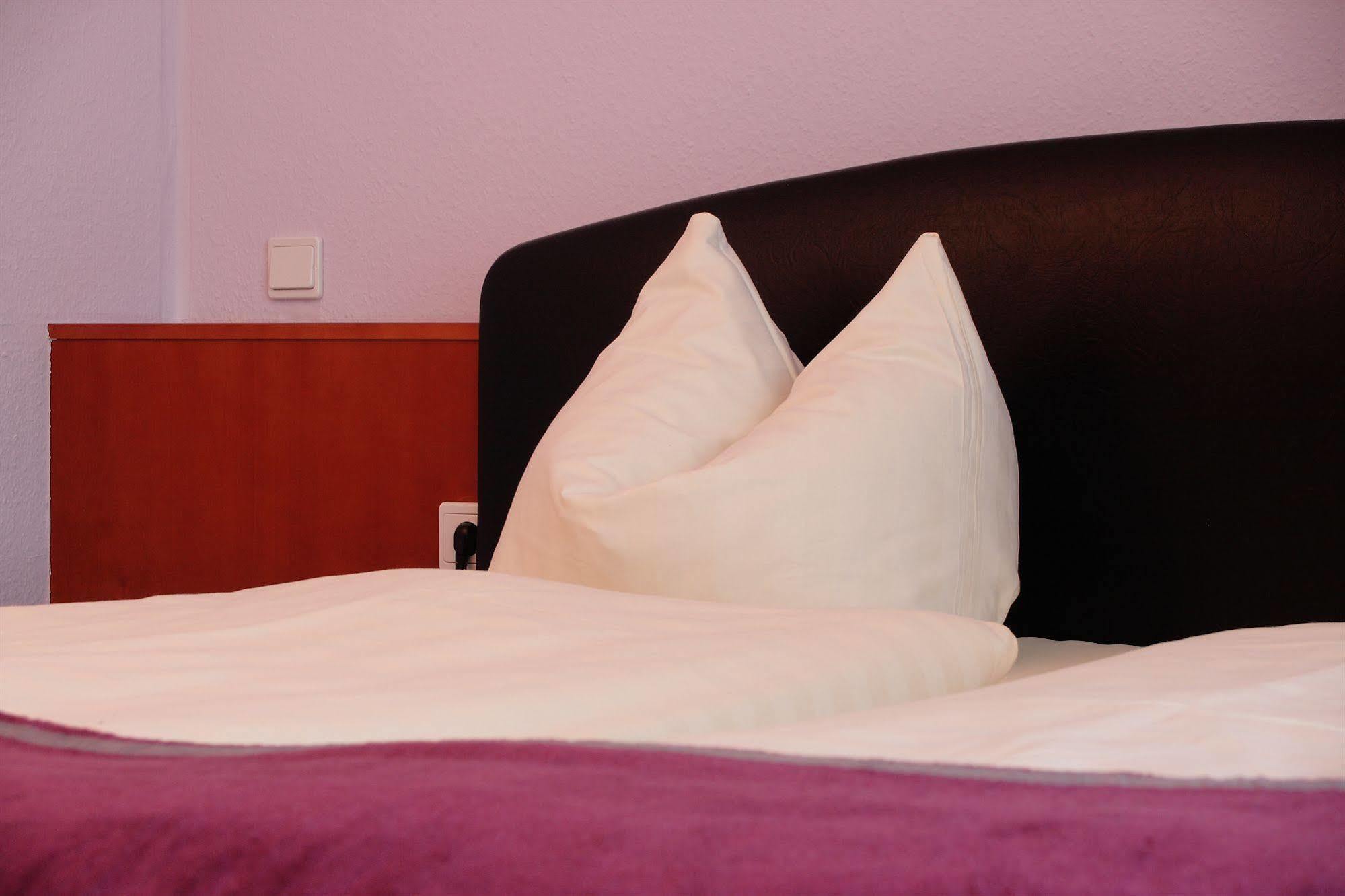 Centro Hotel Boeblingen, Trademark Collection By Wyndham Екстериор снимка